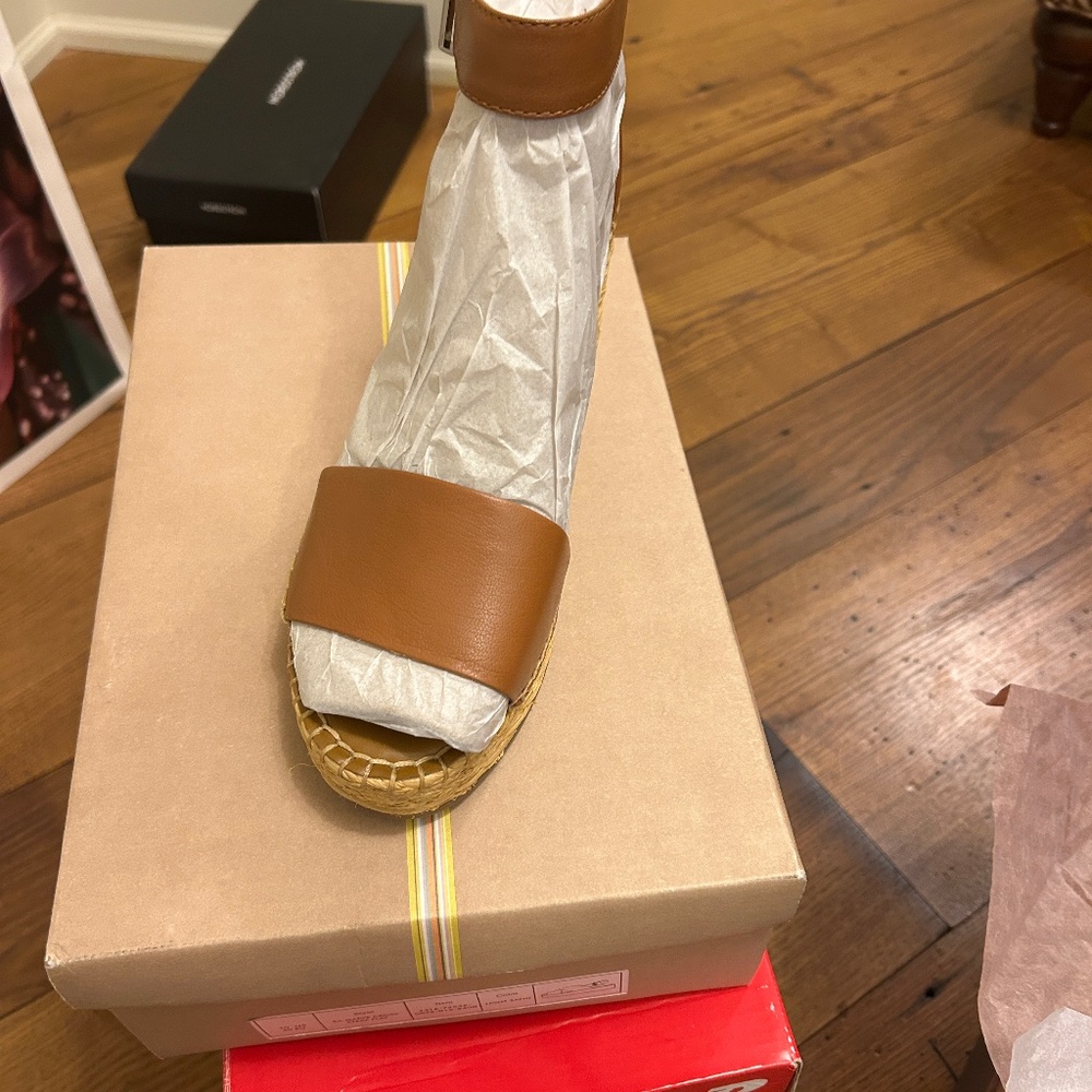 Franco Sarto wedge